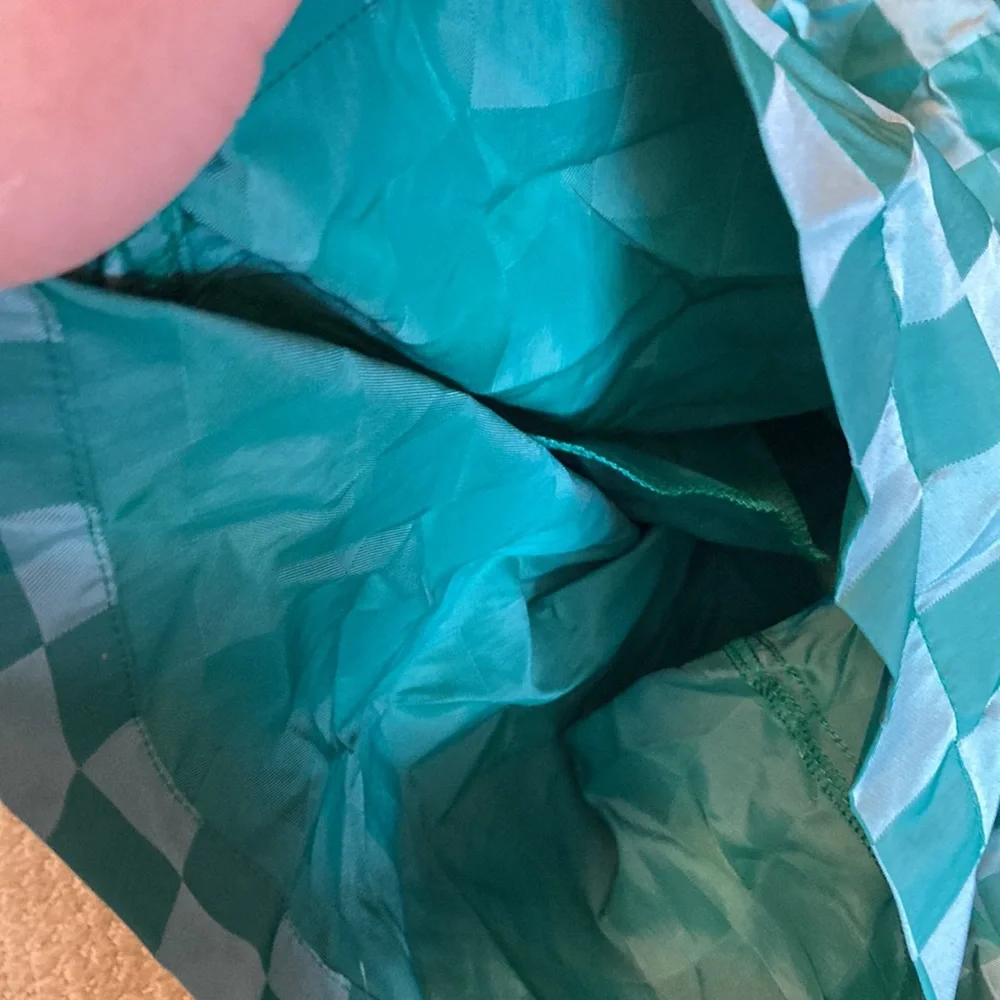 NWT NIKE GREEN CHECKERED SWIM SHORTS